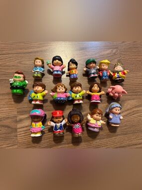Little People Assorted Kids Toy Figurine Set - Multicolor Play Characters